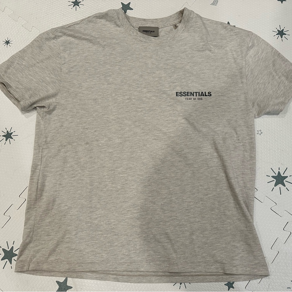 Fear of God Essentials Oatmeal Grey T Shirt Sz M SS21